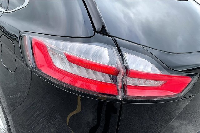 Used 2024 Ford Edge Titanium AWD/4WD image 33