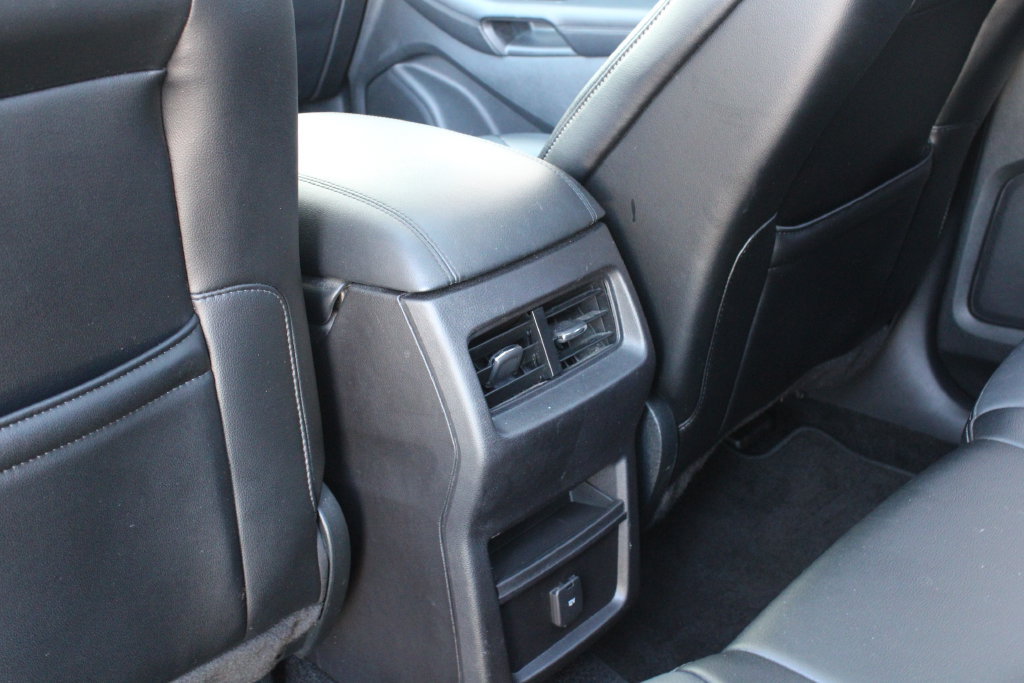Used 2015 Ford Edge SEL w/ Equipment Group 201A AWD/4WD image 23