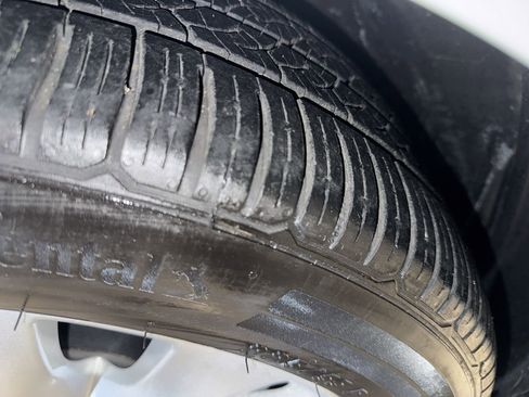 Used 2017 Subaru Legacy 2.5i Premium w/ Popular Package #1 image 11