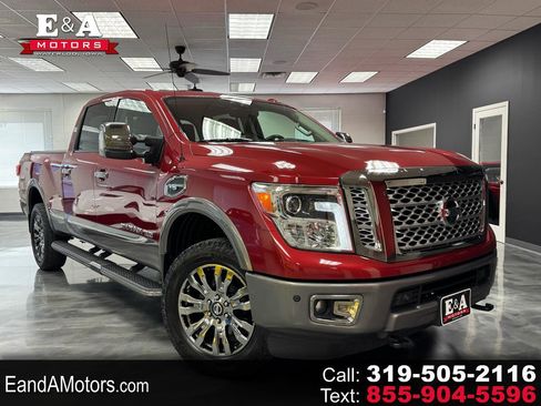 Used 2019 Nissan Titan Platinum Reserve image 1