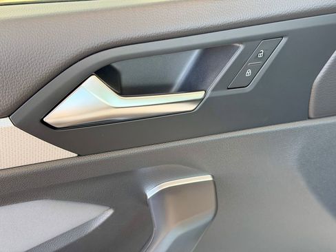 New 2026 Volkswagen Jetta SE FWD image 24