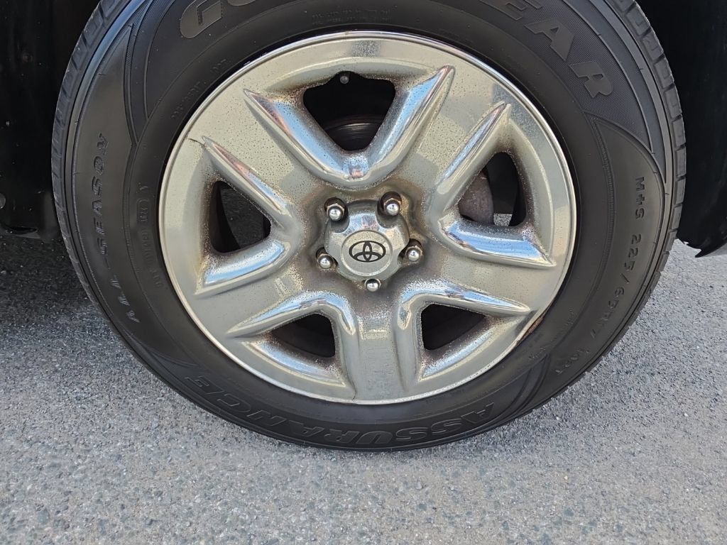 Used 2012 Toyota RAV4 4WD image 35