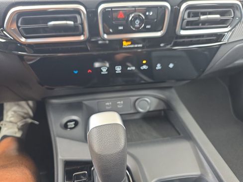 New 2026 Nissan Sentra SV image 12