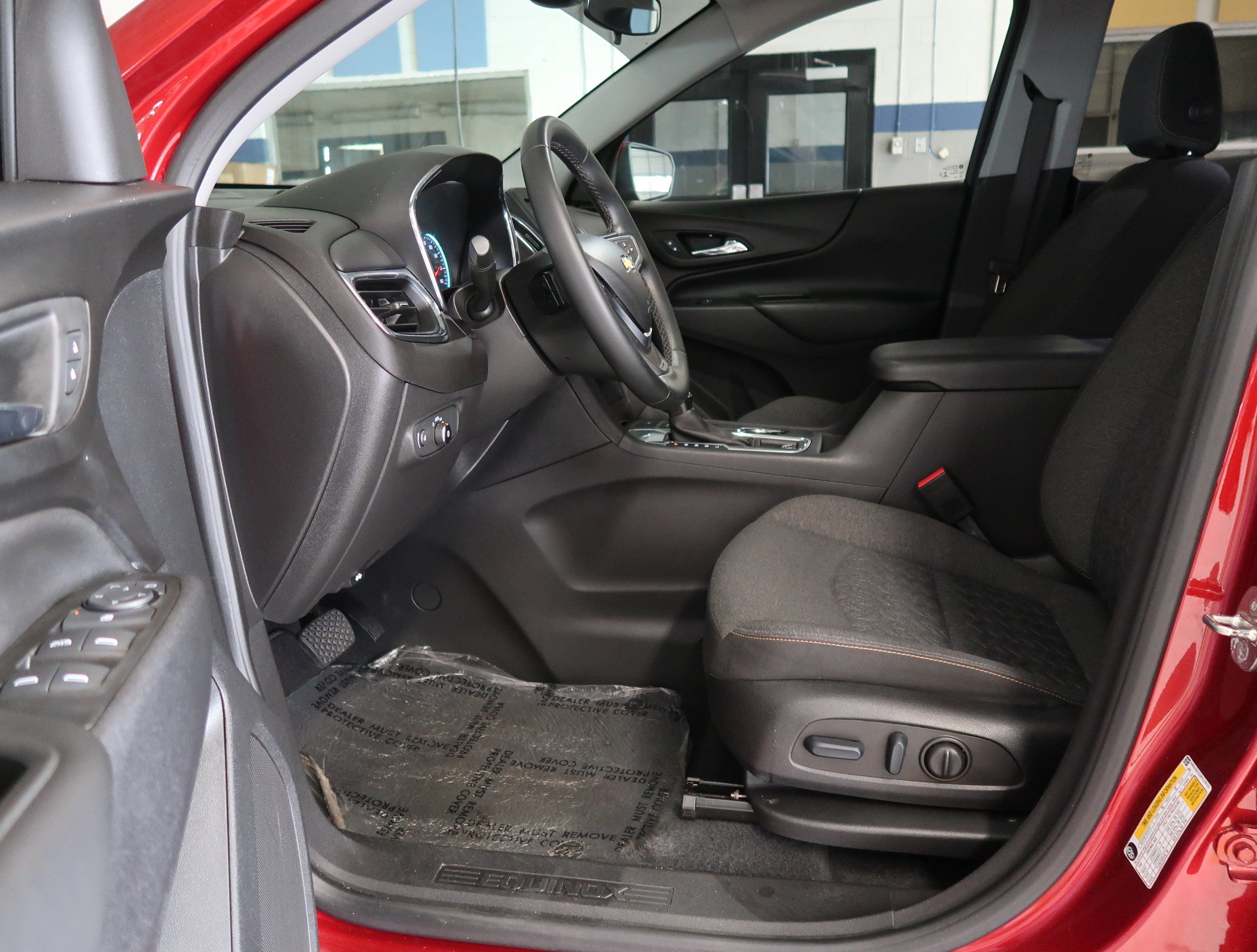 Used 2023 Chevrolet Equinox LT FWD image 15