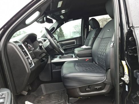 Used 2023 RAM 1500 Classic Warlock AWD/4WD image 2