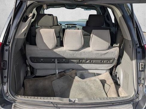 Used 2008 Nissan Quest S w/ Drivers Pkg image 6