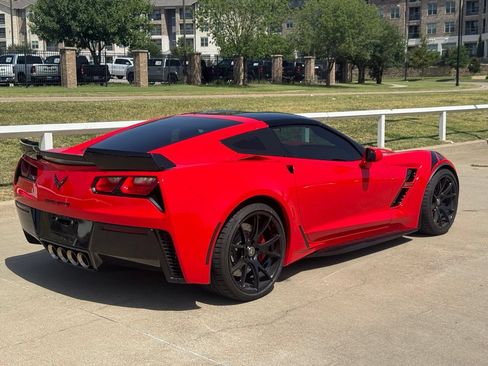 Used 2019 Chevrolet Corvette Grand Sport RWD image 4