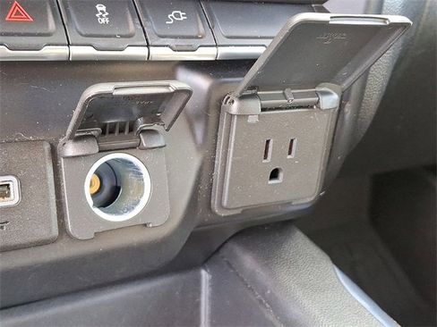 Used 2019 GMC Sierra 1500 Elevation w/ Elevation Value Package image 24