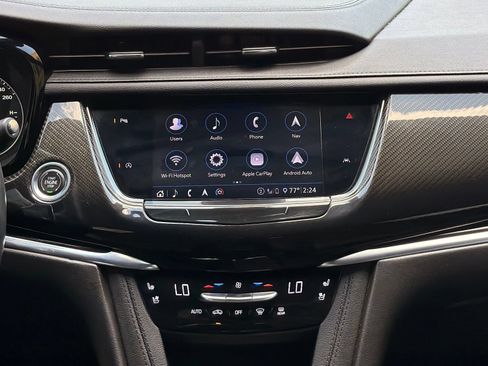 Used 2020 Cadillac XT6 Sport AWD/4WD image 38