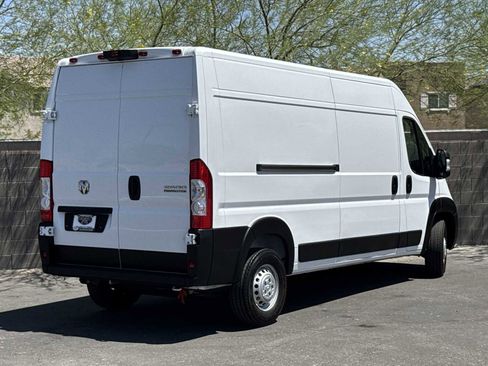 Used 2024 RAM ProMaster 2500 w/ Safety Group FWD image 8