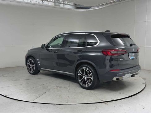 Used 2023 BMW X5 xDrive40i w/ Executive Package AWD/4WD image 4