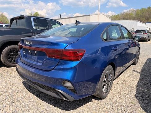 Used 2023 Kia Forte LXS FWD image 14