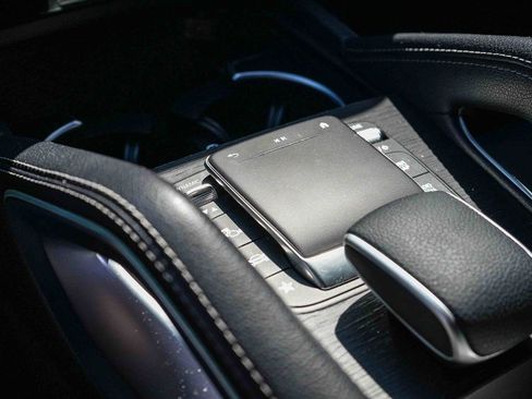 Used 2023 Mercedes-Benz GLE 350 image 19