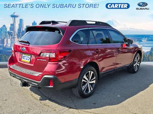 Used 2019 Subaru Outback 2.5i Limited AWD/4WD image 3