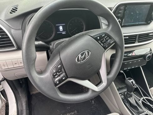 Used 2021 Hyundai Tucson SE FWD image 9
