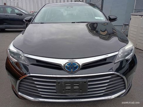 Used 2018 Toyota Avalon XLE Plus image 1