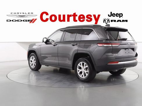 Certified 2022 Jeep Grand Cherokee Limited image 7