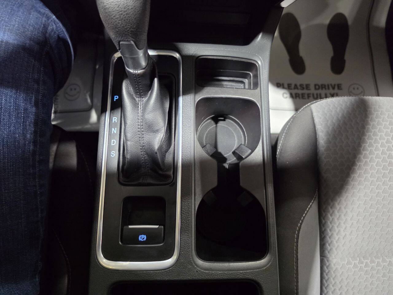 Used 2017 Ford Escape SE w/ Equipment Group 201A AWD/4WD image 38