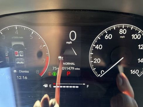Used 2023 Honda Civic Sport image 13