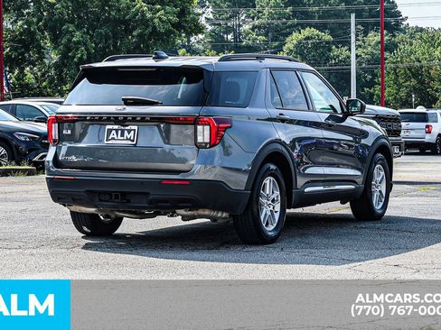 Used 2025 Ford Explorer Active RWD image 5