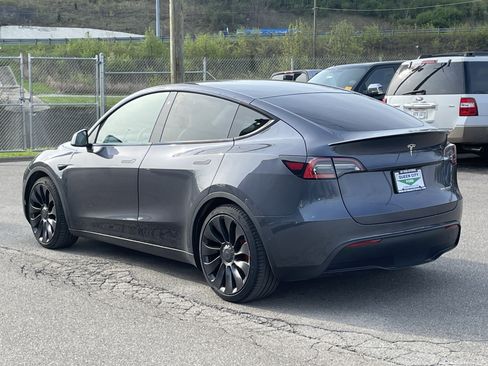 Used 2020 Tesla Model Y Performance image 6