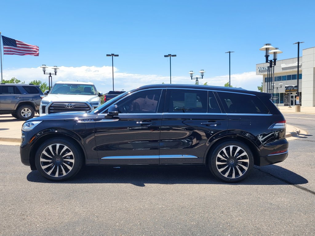 Used 2023 Lincoln Aviator Black Label Grand Touring AWD/4WD image 7