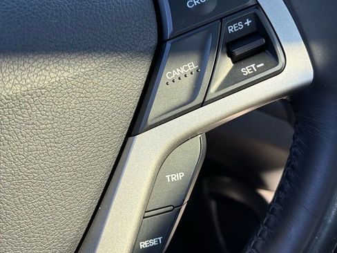 Used 2016 Hyundai Veloster w/ Option Group 02 image 27