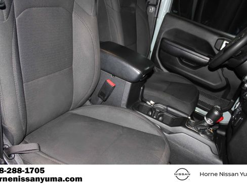 Used 2023 Jeep Wrangler Unlimited w/ 8.4" Radio Group AWD/4WD image 6