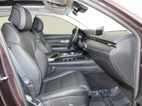 Used 2022 Genesis GV70 2.5T w/ Select Package image 13