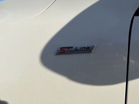 Used 2024 Ford Escape ST-Line w/ Tech Pack #1 image 9