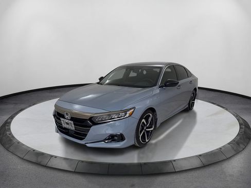 Used 2022 Honda Accord Sport image 1