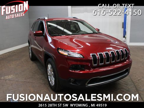 Used 2017 Jeep Cherokee Limited w/ Trailer Tow Group image 1