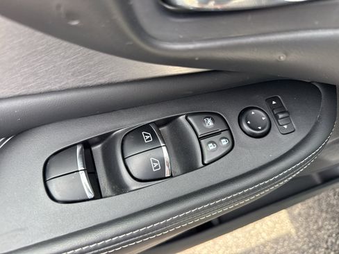 Used 2020 Nissan Murano SL AWD/4WD image 12