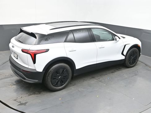 New 2026 Chevrolet Blazer EV LT image 38