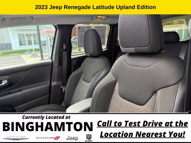 Used 2023 Jeep Renegade Latitude w/ Sun/Sound Group AWD/4WD image 12