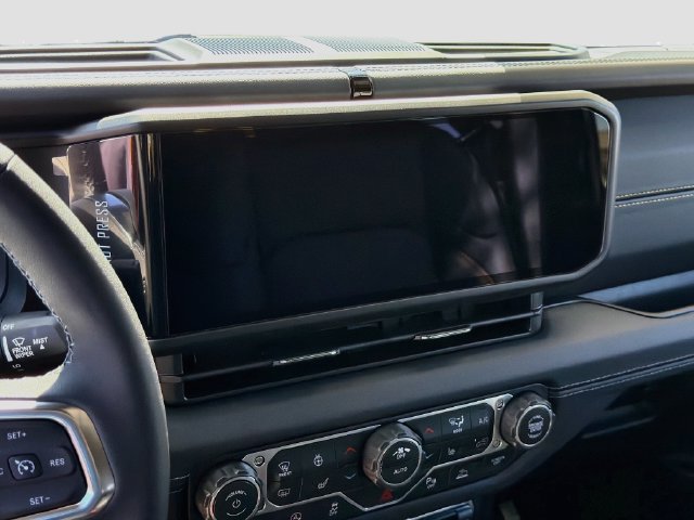 New 2027 Jeep Wrangler Unlimited Sahara AWD/4WD image 13