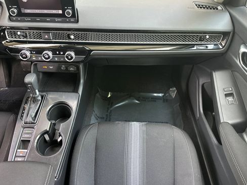Used 2023 Honda Civic LX image 28
