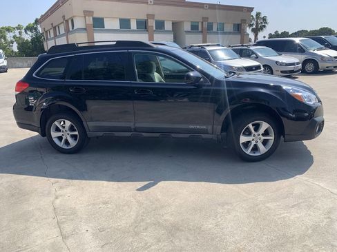 Used 2014 Subaru Outback 2.5i Premium AWD/4WD image 5