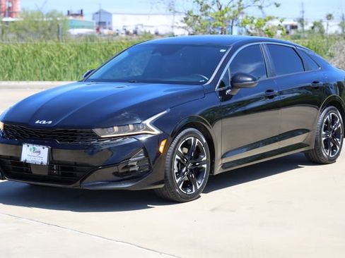 Used 2023 Kia K5 GT-Line w/ GT-Line Premium Package FWD image 3