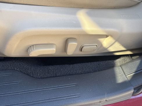 Used 2017 Subaru Outback 2.5i Limited image 15