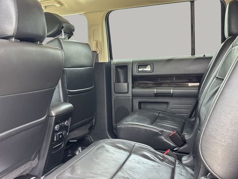 Used 2019 Ford Flex SEL w/ Equipment Group 202A AWD/4WD image 16