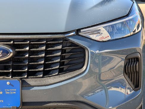 New 2026 Ford Escape Active image 8