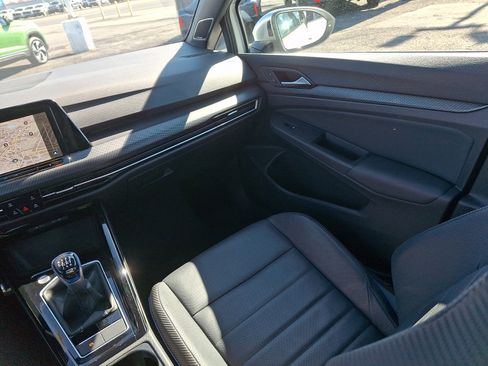 Used 2024 Volkswagen Golf R 2.0T image 11