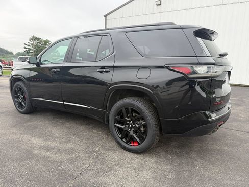 Used 2020 Chevrolet Traverse Premier w/ Redline Edition AWD/4WD image 7
