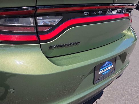 Used 2022 Dodge Charger SXT w/ Plus Group RWD image 15