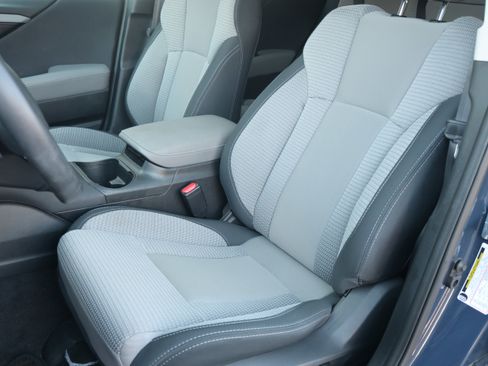 Certified 2025 Subaru Outback Premium image 16