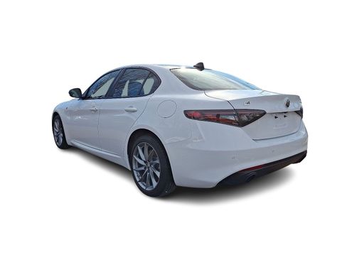 Used 2024 Alfa Romeo Giulia Ti AWD/4WD image 4