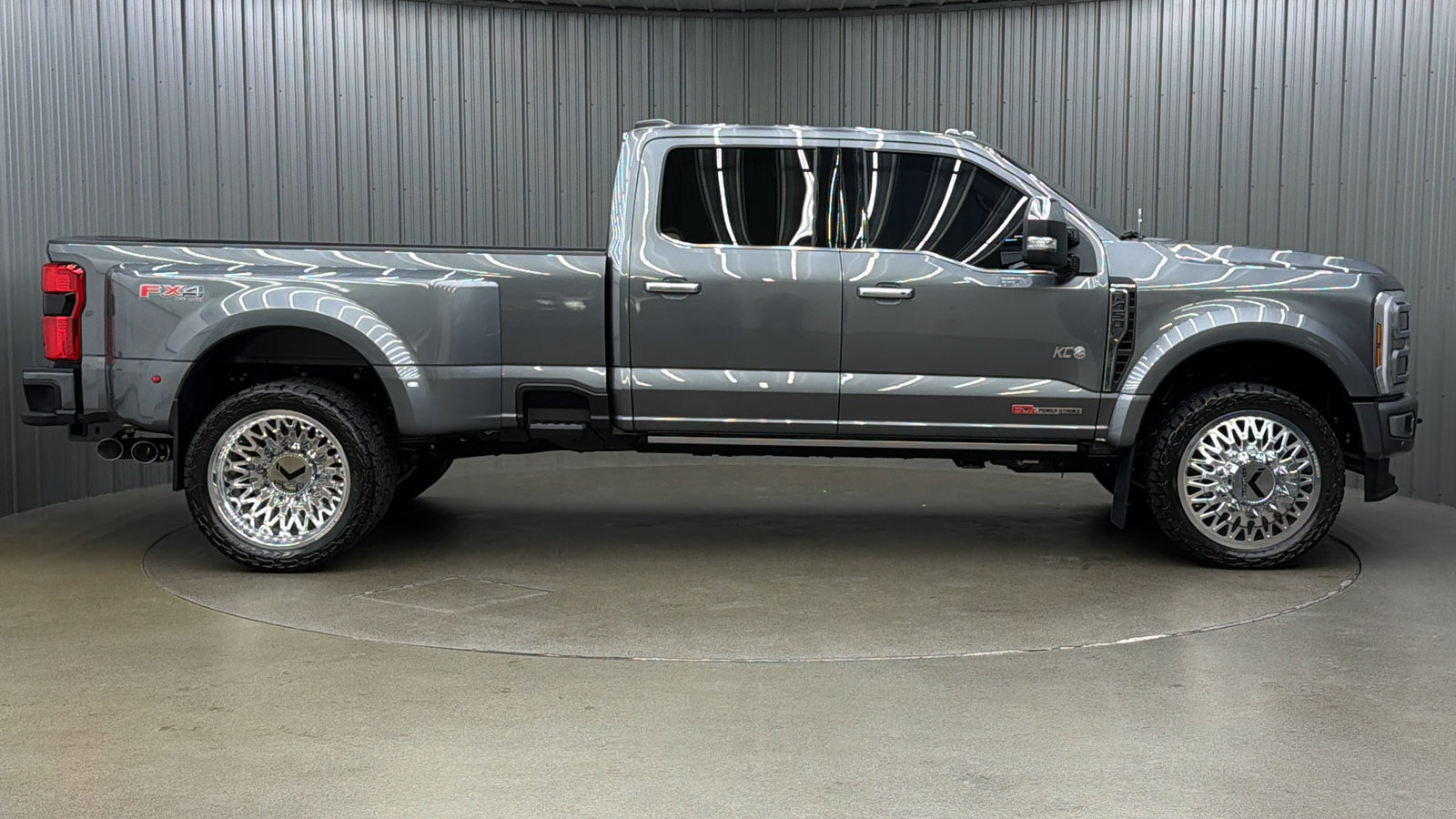 Used 2026 Ford F450 Platinum w/ Platinum Plus Package AWD/4WD image 6