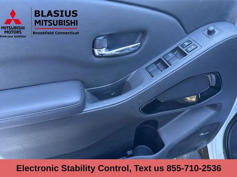 Used 2022 Nissan Frontier PRO-4X image 18