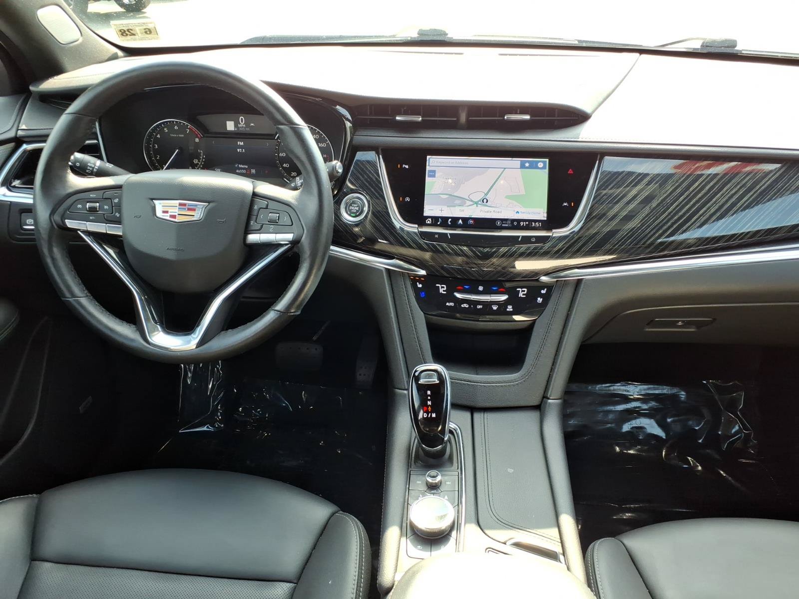 Used 2024 Cadillac XT6 Premium Luxury AWD/4WD image 18